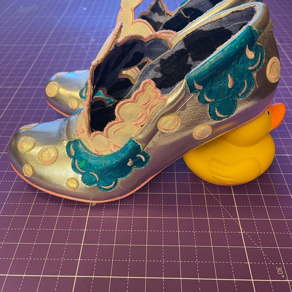NWOB Irregular choice rubber duck and bubbles character heels. Size 38 - Picture 3 of 5